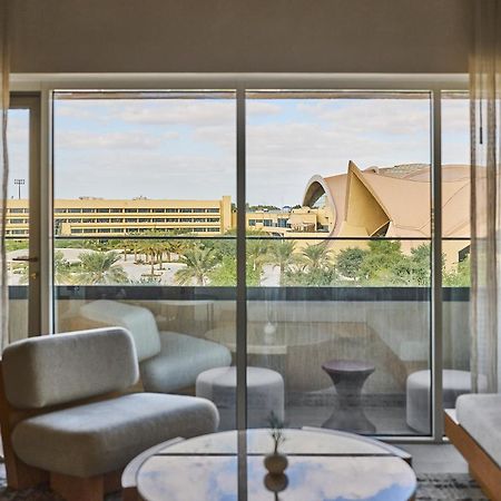 Erth Abu Dhabi Hotel Ngoại thất bức ảnh