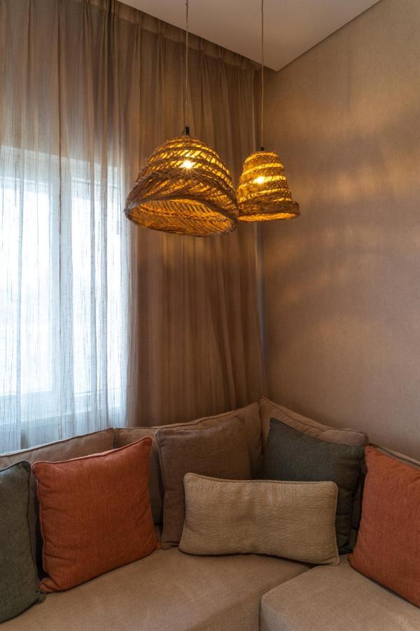 Erth Abu Dhabi Hotel Ngoại thất bức ảnh