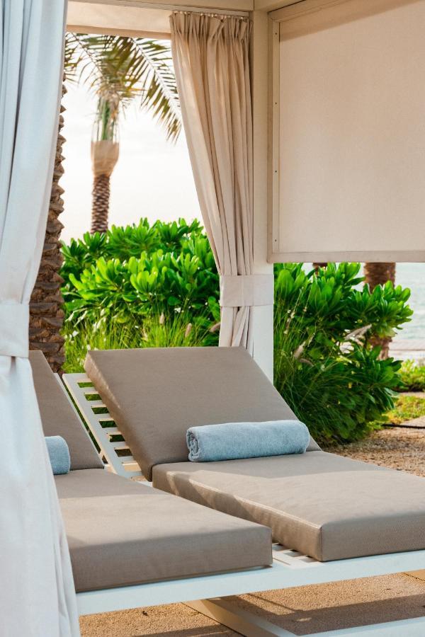 Erth Abu Dhabi Hotel Ngoại thất bức ảnh