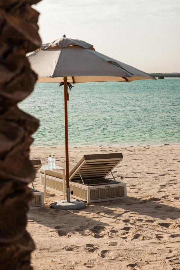 Erth Abu Dhabi Hotel Ngoại thất bức ảnh