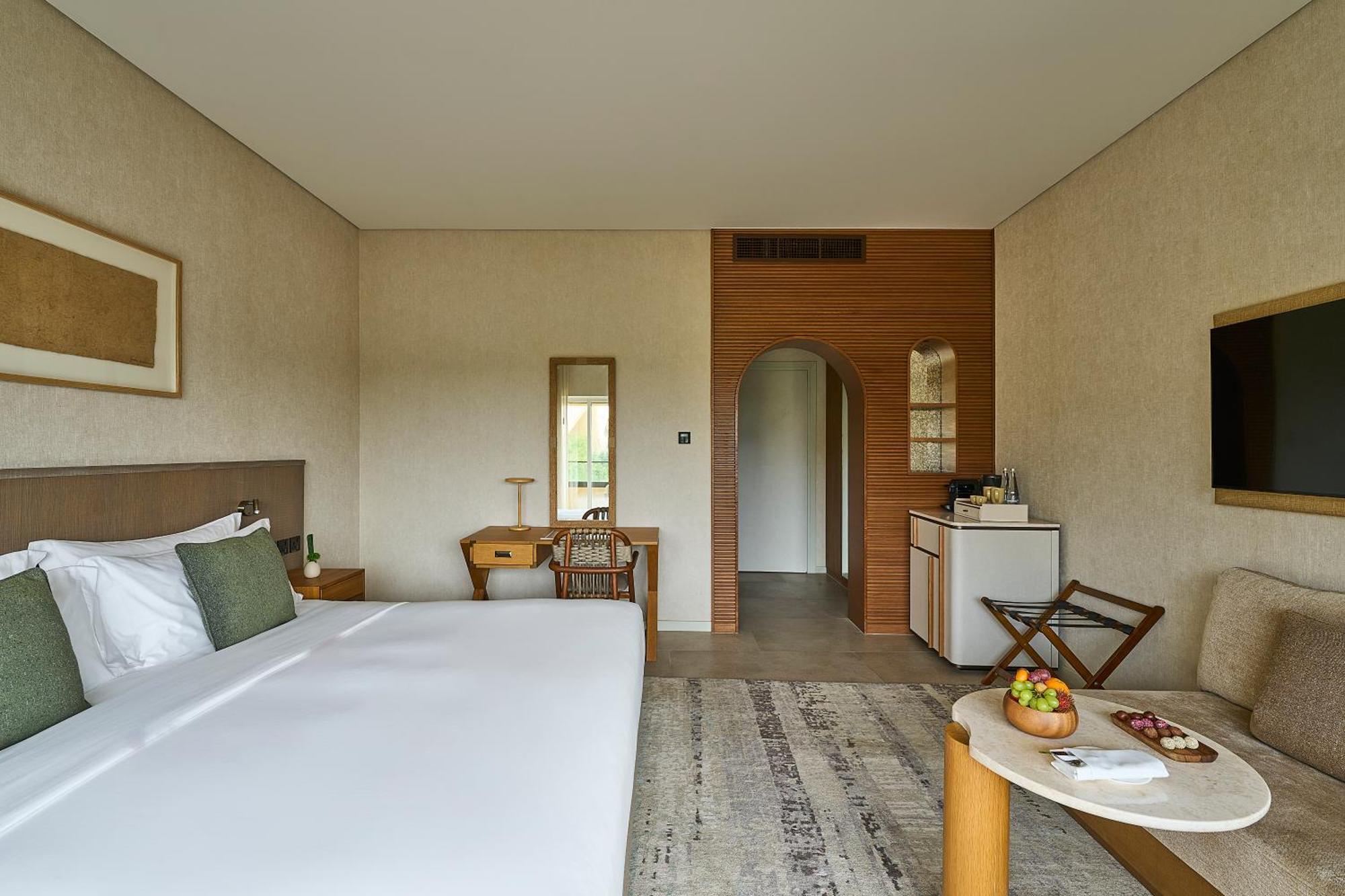 Erth Abu Dhabi Hotel Ngoại thất bức ảnh