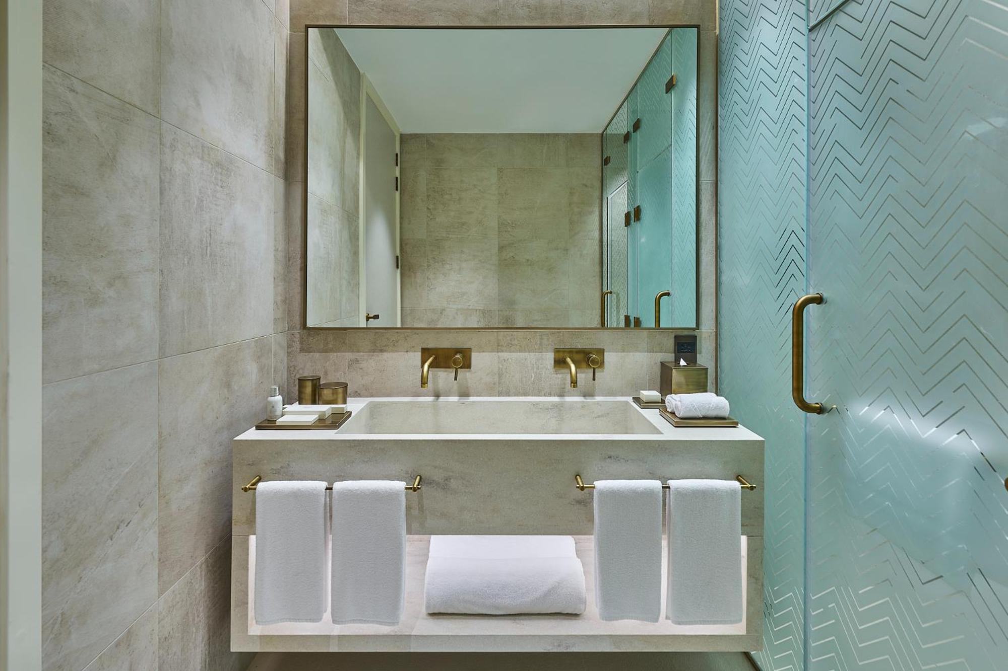 Erth Abu Dhabi Hotel Ngoại thất bức ảnh