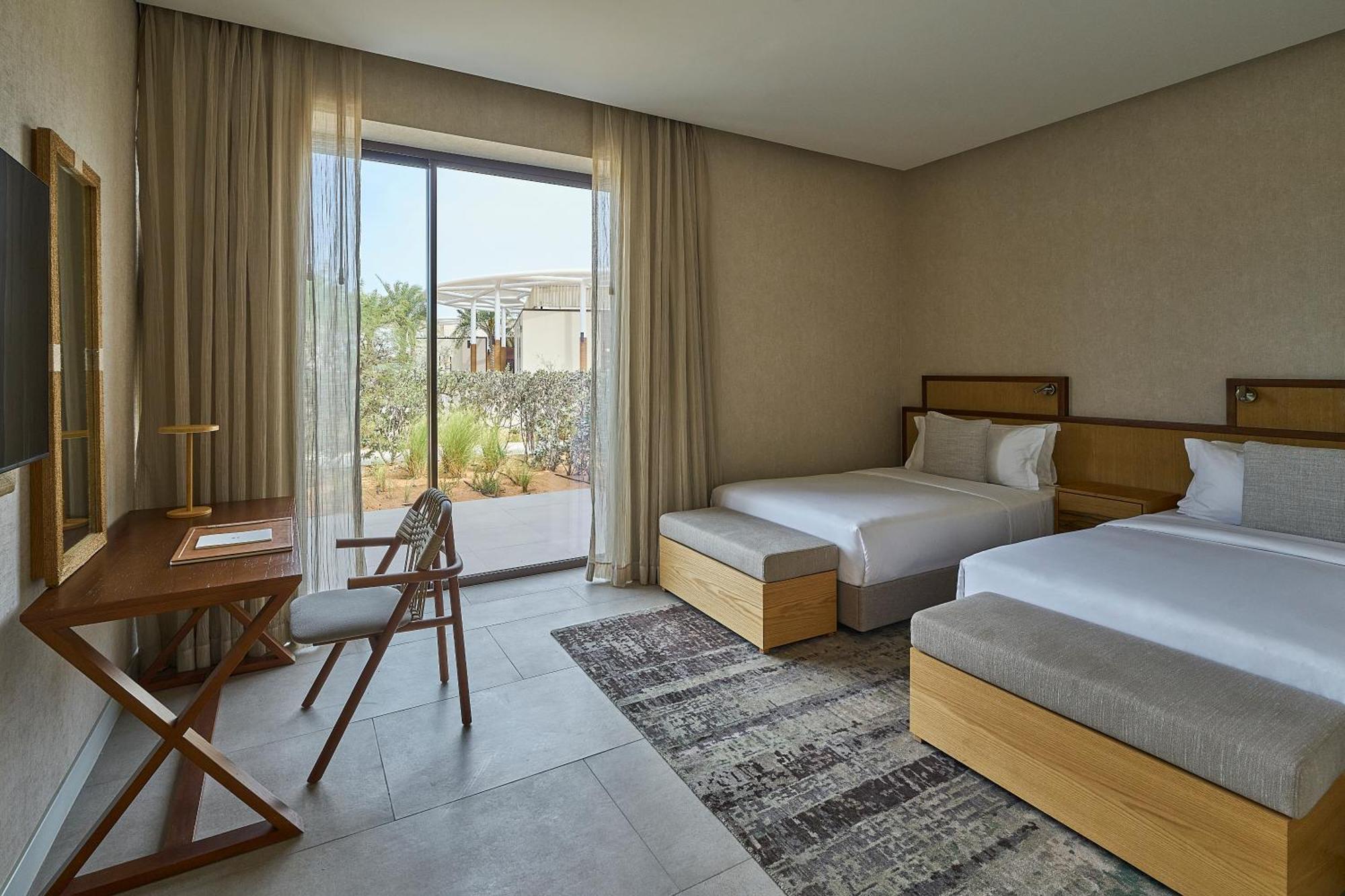 Erth Abu Dhabi Hotel Ngoại thất bức ảnh