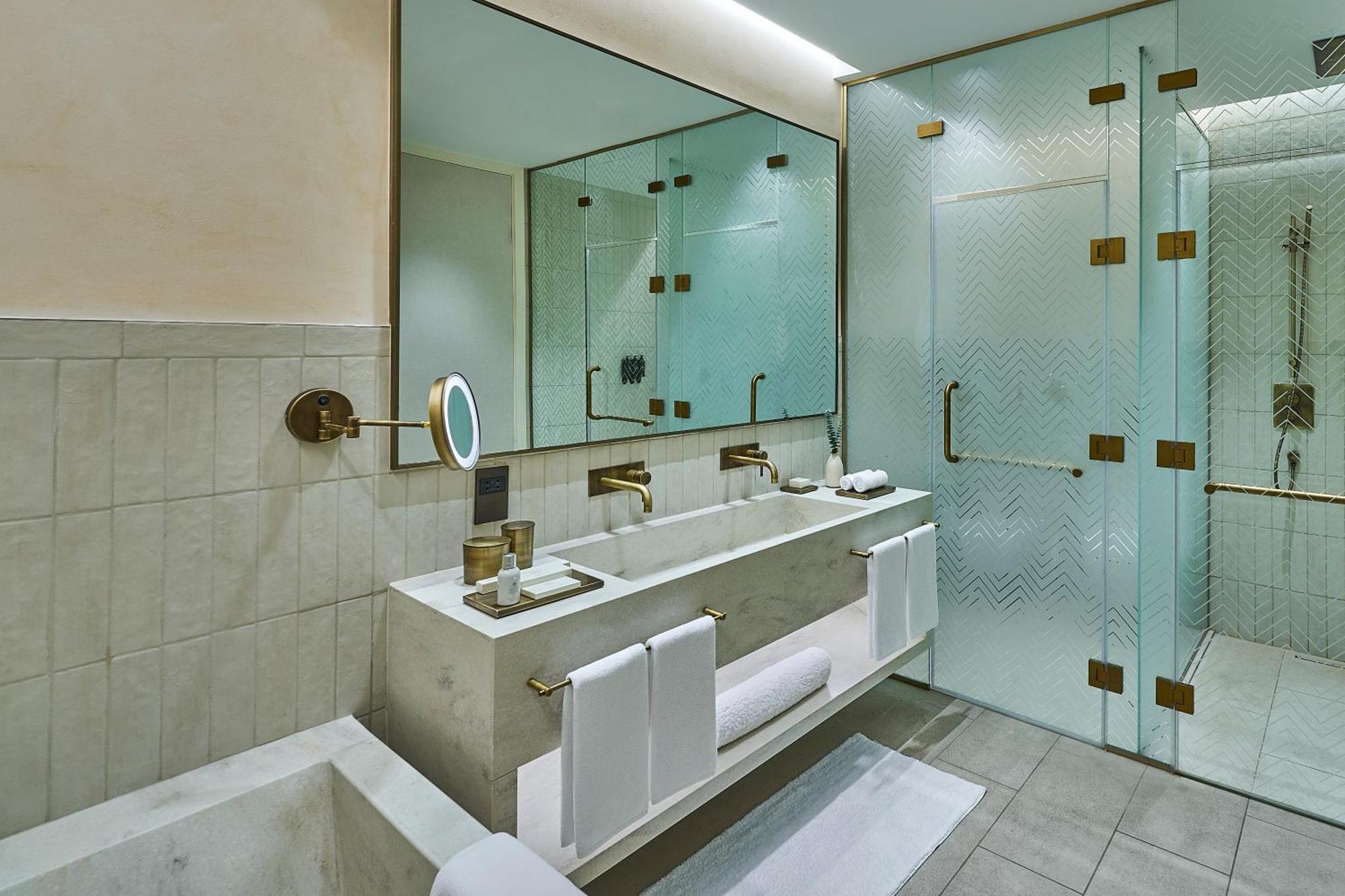 Erth Abu Dhabi Hotel Ngoại thất bức ảnh