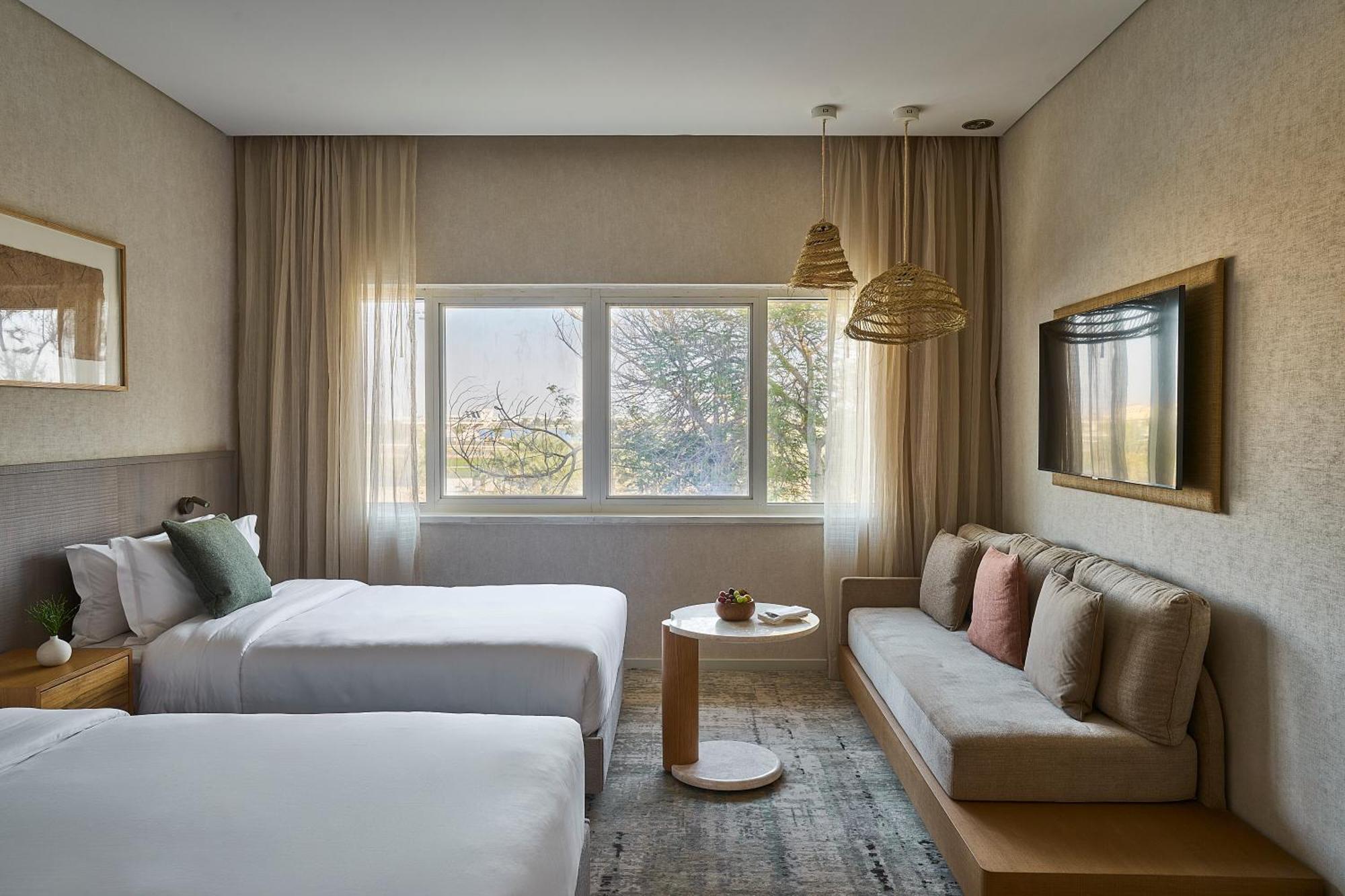 Erth Abu Dhabi Hotel Ngoại thất bức ảnh