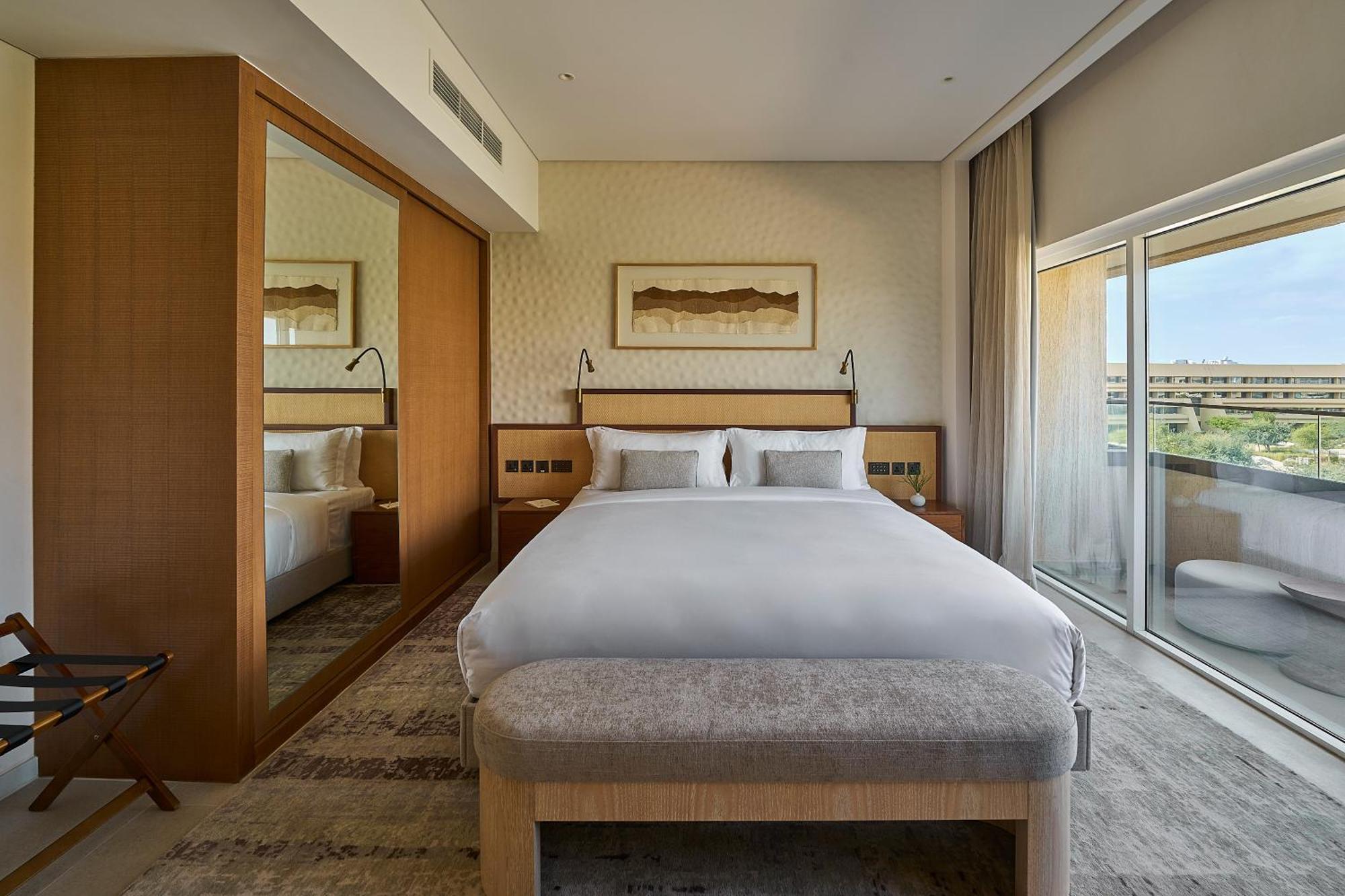 Erth Abu Dhabi Hotel Ngoại thất bức ảnh