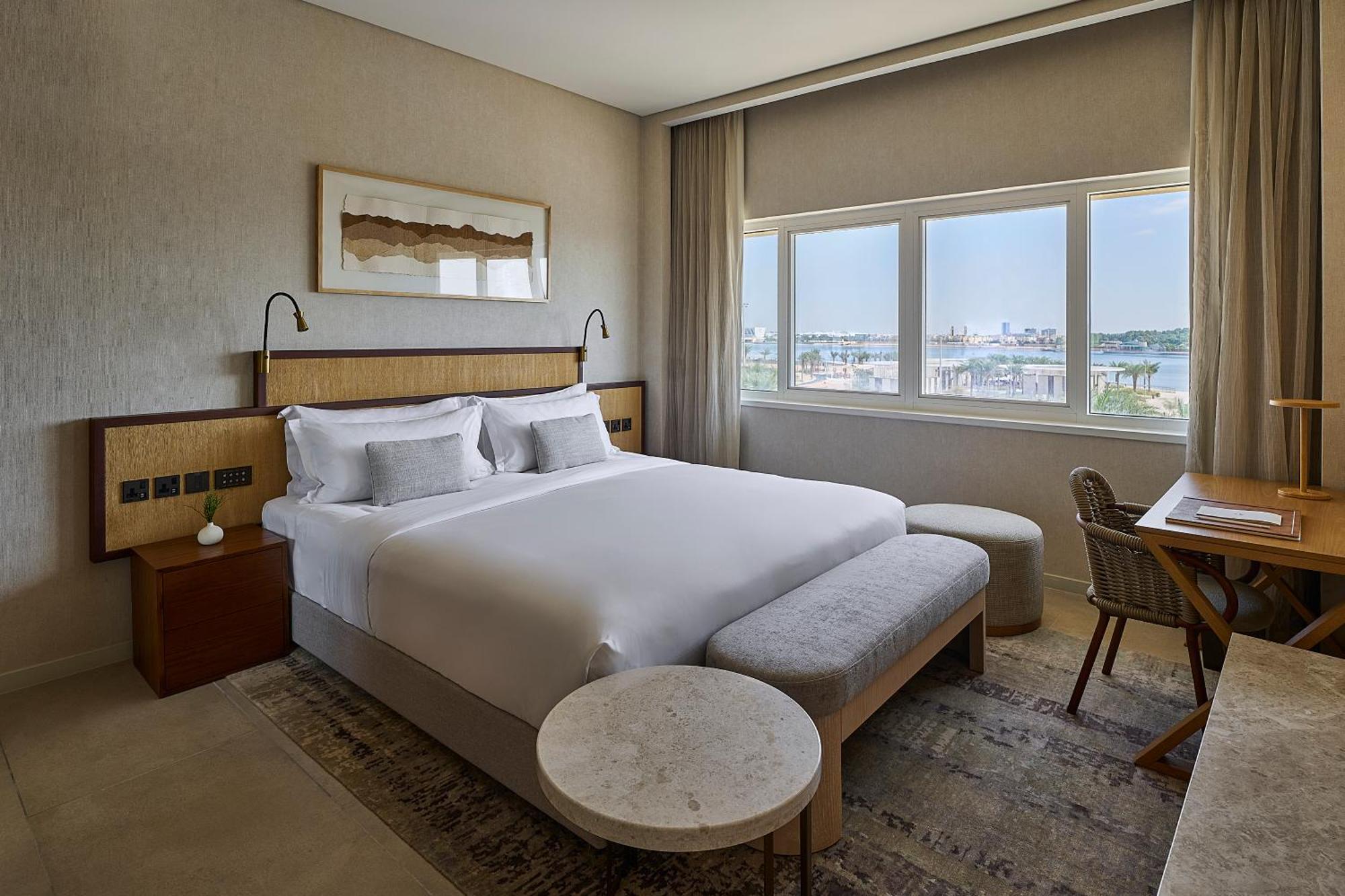 Erth Abu Dhabi Hotel Ngoại thất bức ảnh