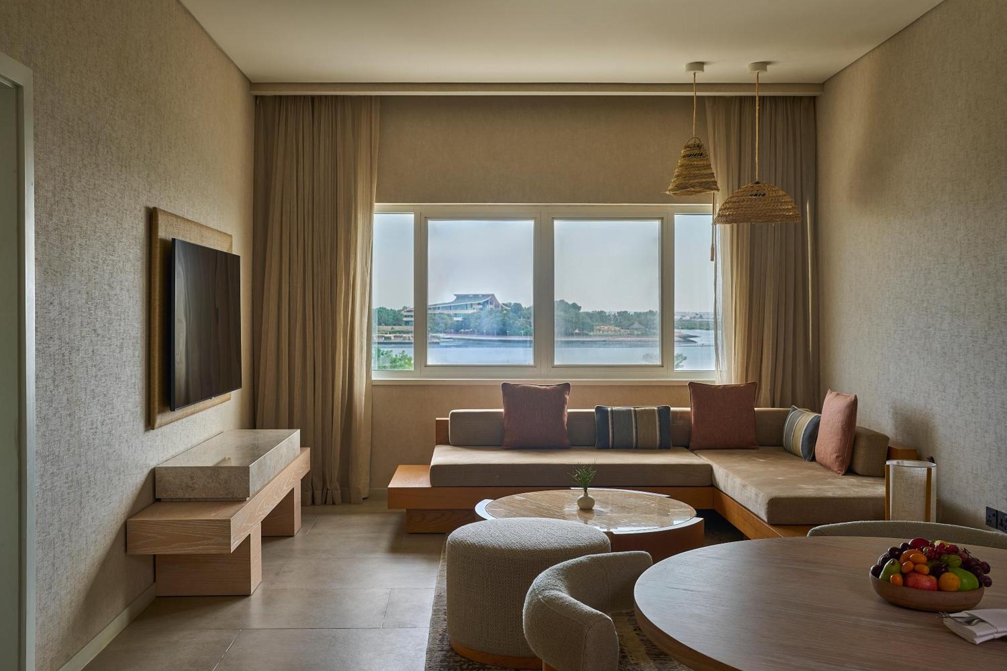 Erth Abu Dhabi Hotel Ngoại thất bức ảnh